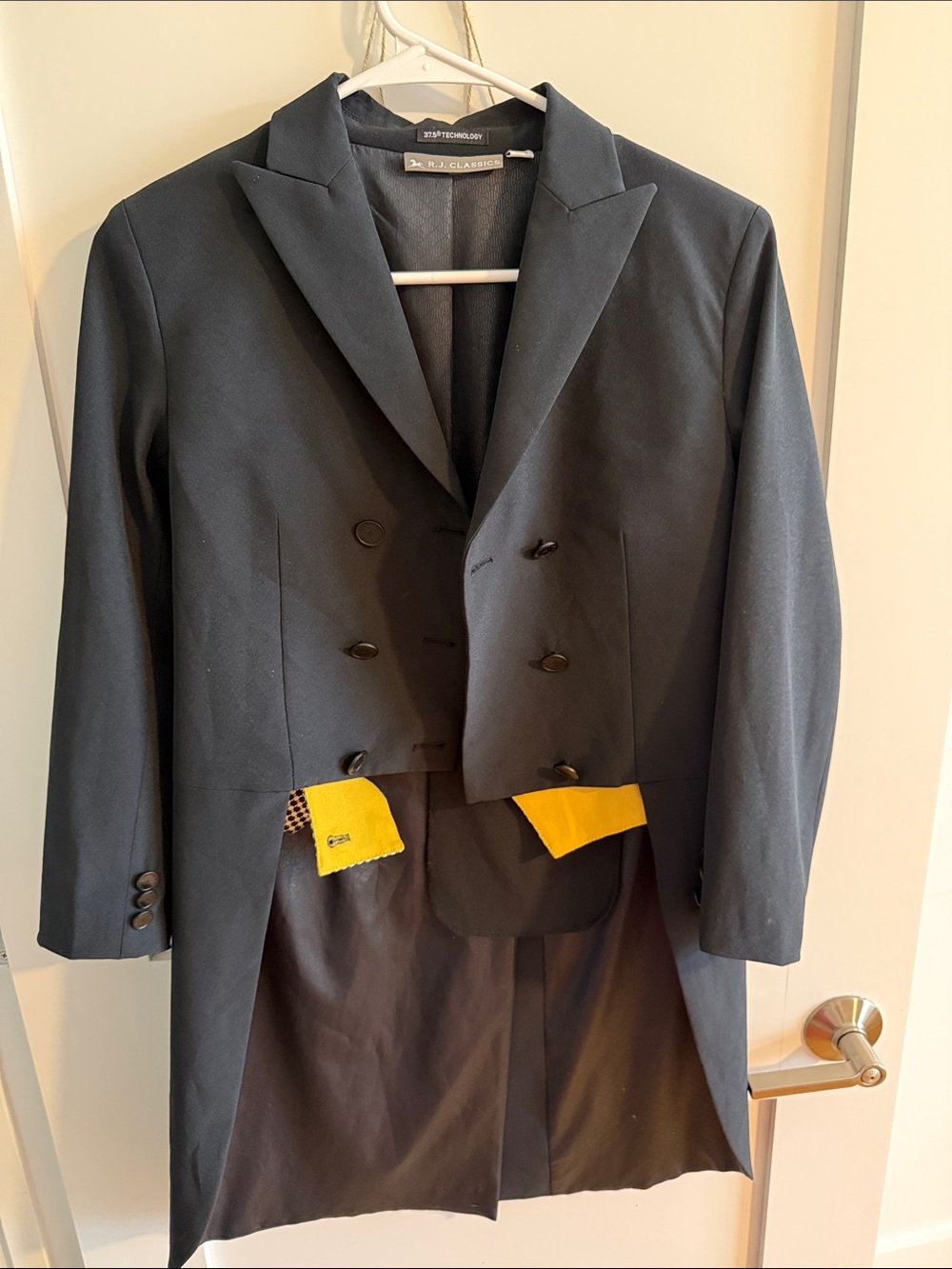 Girls Black shadbelly  - equestrian show coat 37.5 Technology RJ Classics 16R